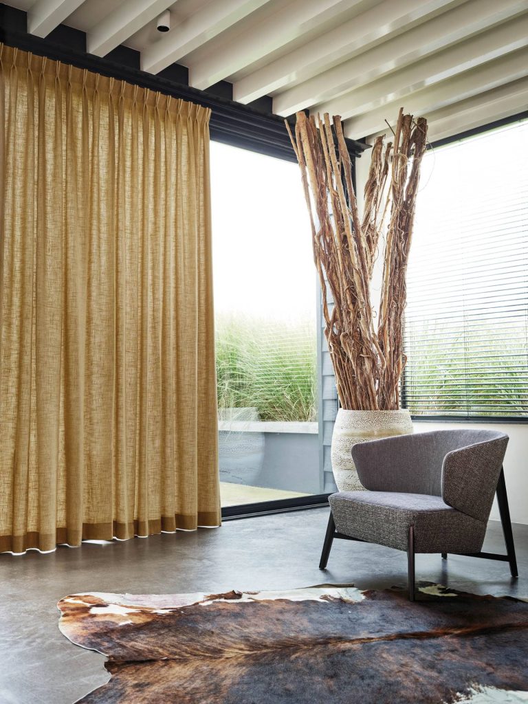 Indoor / Outdoor